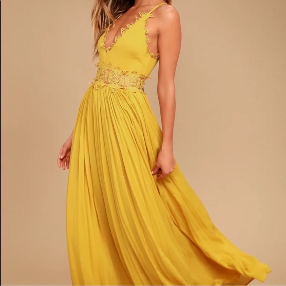 LULUS THIS IS LOVE MUSTARD MAXI LACE DRESS